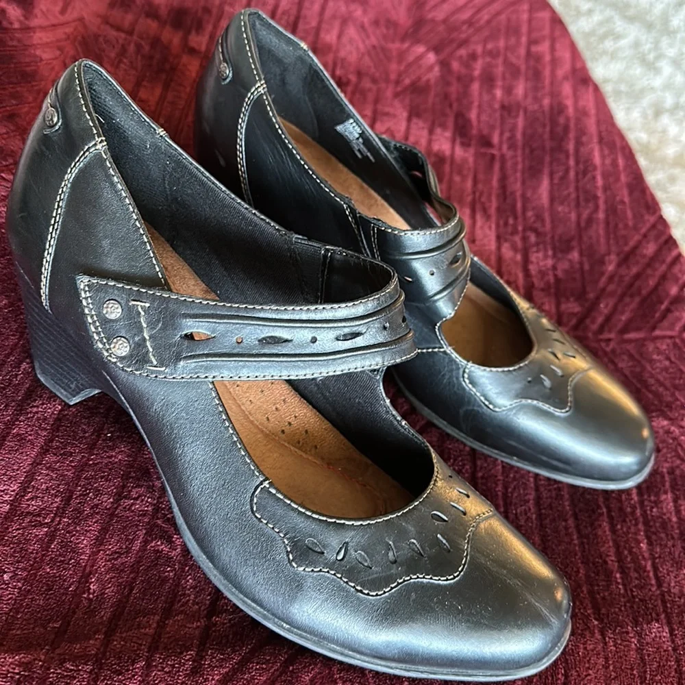 Cobb Hill dress shoes - Picture 2 of 5